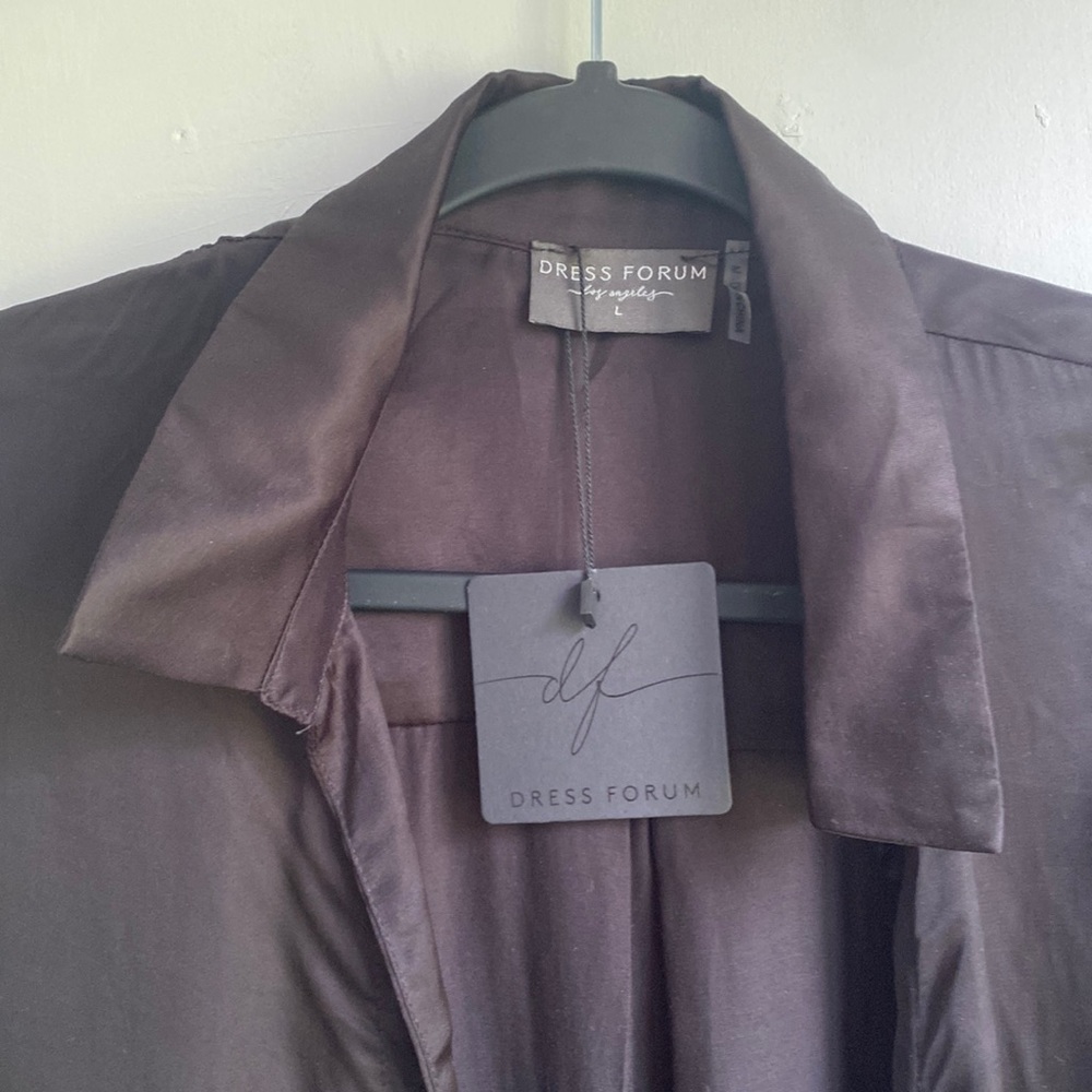 Black long sleeve shirt, silk like button front.  Dress forum, Los Angeles Sz L